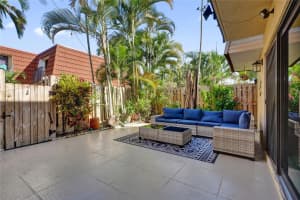 9925 6th Court, Plantation, FL 33324 - MLS#F10546771