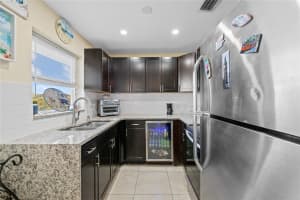 941 Crystal Lake Drive, Deerfield Beach, FL 33064 - MLS#F10546779