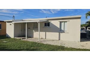 634 35th Street, Hialeah, FL 33012 - MLS#F10546784