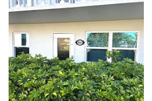 211 N Oakridge 211, Deerfield Beach, FL 33442, Deerfield Beach, FL 33442 - MLS#F10546885