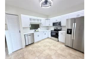 1110 125th Avenue, Pembroke Pines, FL 33027 - MLS#F10546892