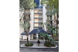 1740 North River Drive 329, Miami, Fl 33125, Miami