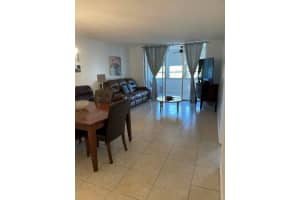 4899 26th Court, Lauderdale Lakes, FL 33313 - MLS#F10547961