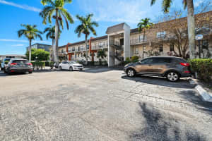 1100 Crystal Lake Drive, Deerfield Beach, FL 33064 - MLS#F10547969