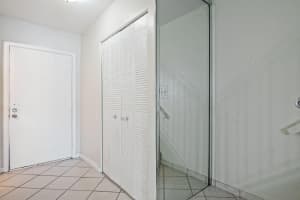 1100 Crystal Lake Drive, Deerfield Beach, FL 33064 - MLS#F10547969