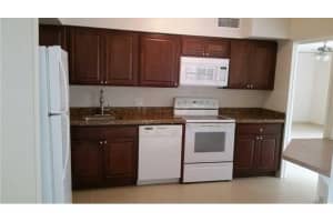 615 Ne 8th Avenue 5, Fort Lauderdale, Fl 33304, Fort Lauderdale