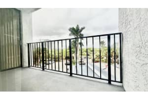 200 Leslie Drive, Hallandale Beach, FL 33009 - MLS#F10547993