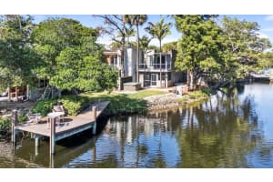 700 Kensington Place, Wilton Manors, FL 33305 - MLS#F10548058