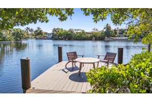 700 Kensington Place, Wilton Manors, FL 33305 - MLS#F10548058