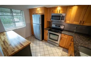 1001 6th Avenue, Deerfield Beach, FL 33441 - MLS#F10548099