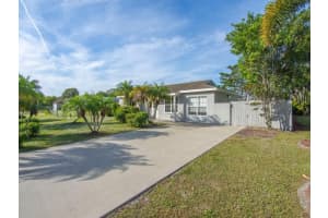 2375 16th Avenue, Vero Beach, FL 32962 - MLS#F10548103