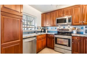 409 Republic Court, Deerfield Beach, FL 33442 - MLS#F10548127