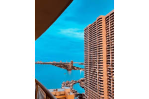 1750 N Bayshore Drive 2106, Miami, Fl 33132, Miami