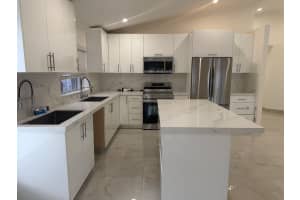 4966 33rd Terrace, Hollywood, FL 33312 - MLS#F10548235