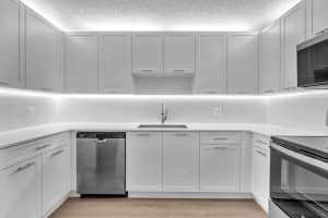 4200 Community Drive, West Palm Beach, FL 33409 - MLS#F10548248