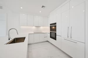 220 Lake Shore Drive, West Palm Beach, FL 33403 - MLS#F10548272