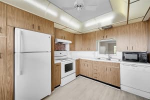 2502 Antigua Terrace, Coconut Creek, FL 33066 - MLS#F10548295