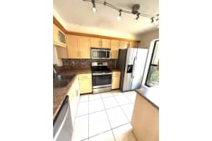 3070 Oakland Forest Drive, Oakland Park, FL 33309 - MLS#F10548305