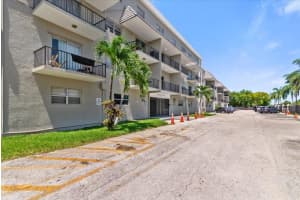 5100 41st Street, Pembroke Park, FL 33023 - MLS#F10548306