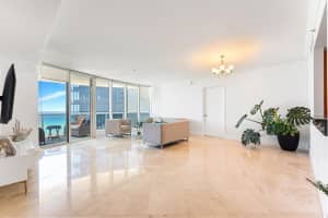 17201 Collins Avenue, Sunny Isles Beach, FL 33160 - MLS#F10548323