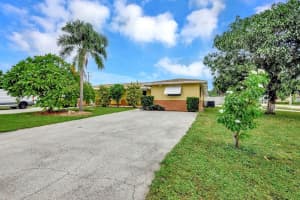 3220 Ne 5th Drive, Boca Raton, Fl 33431 Boca Raton, FL 33431 - Off Market