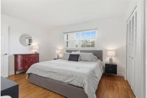 2936 Lake Shore Drive, Riviera Beach, FL 33404 - MLS#F10548391