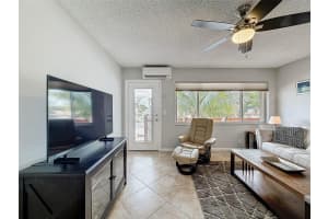 800 11th Avenue, Hallandale Beach, FL 33009 - MLS#F10548402