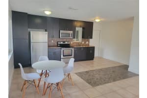 600 Luna Court, Hollywood, FL 33021 Sold 02/13/26