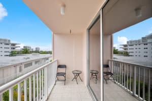 3161 Ocean Drive, Hallandale Beach, FL 33009 - MLS#F10548466