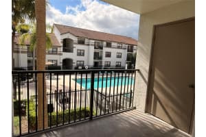 560 S Park, Hollywood, FL 33021 Sold 03/12/26