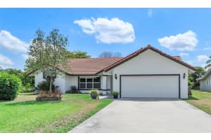 3700 104th Avenue, Coral Springs, FL 33065 - MLS#F10548688