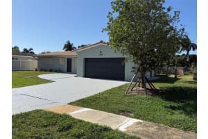 2070 84th Terrace, Pembroke Pines, FL 33024 - MLS#F10548715