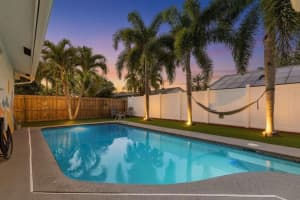 8101 Rose Marie Circle, Boynton Beach, FL 33472 - MLS#F10548746