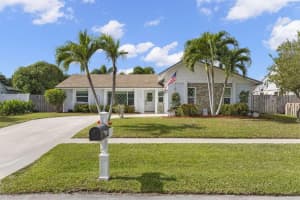 8101 Rose Marie Circle, Boynton Beach, FL 33472 - MLS#F10548746