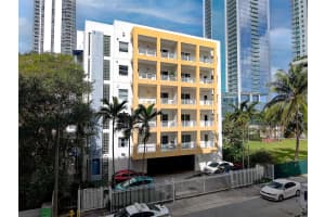 471 25th Street, Miami, FL 33137 - MLS#F10548816