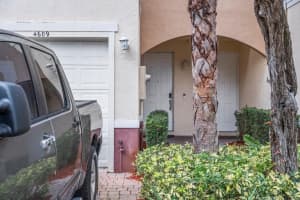 4609 75th Way, Davie, FL 33314 - MLS#F10548830