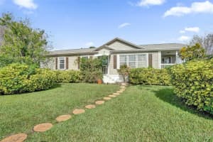 8601 21st Court, Davie, FL 33324 - MLS#F10548843