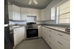 9235A Lagoon Place, Davie, FL 33324 - MLS#F10548858