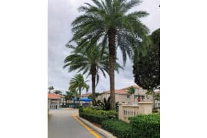 158 Riviera Circle, Weston, FL 33326 - MLS#F10548875