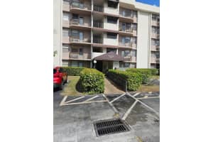 2771 Riverside Drive 306, Coral Springs, Fl 33065, Coral Springs