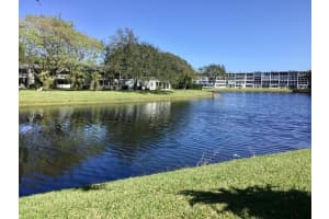 7 Oakridge B 7, Deerfield Beach, FL 33442, Deerfield Beach, FL 33442 - MLS#F10548923