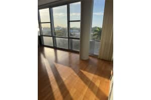 900 Bay Drive, Miami Beach, FL 33141 - MLS#F10549070