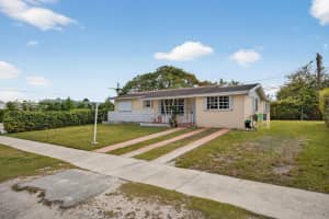11720 176th Street, Miami, FL 33177 Sold 04/03/26