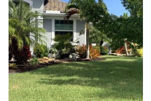 4793 Four Lakes Circle, Vero Beach, FL 32968 - MLS#F10549112