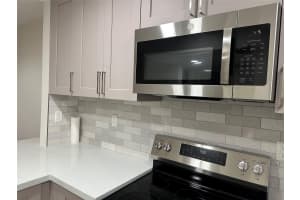 2635 104th Avenue, Sunrise, FL 33322 - MLS#F10549193