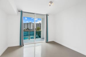 1945 Ocean Drive, Hallandale Beach, FL 33009 - MLS#F10549240