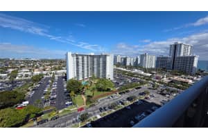 3333 34th Street, Fort Lauderdale, FL 33308 - MLS#F10549318