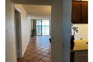 111 Lake Emerald Drive, Oakland Park, FL 33309 - MLS#F10549378