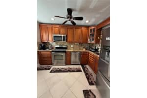 21217 Lago Circle, Boca Raton, FL 33433 - MLS#F10549396