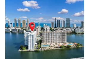 301 174th Street, Sunny Isles Beach, FL 33160 - MLS#F10549414